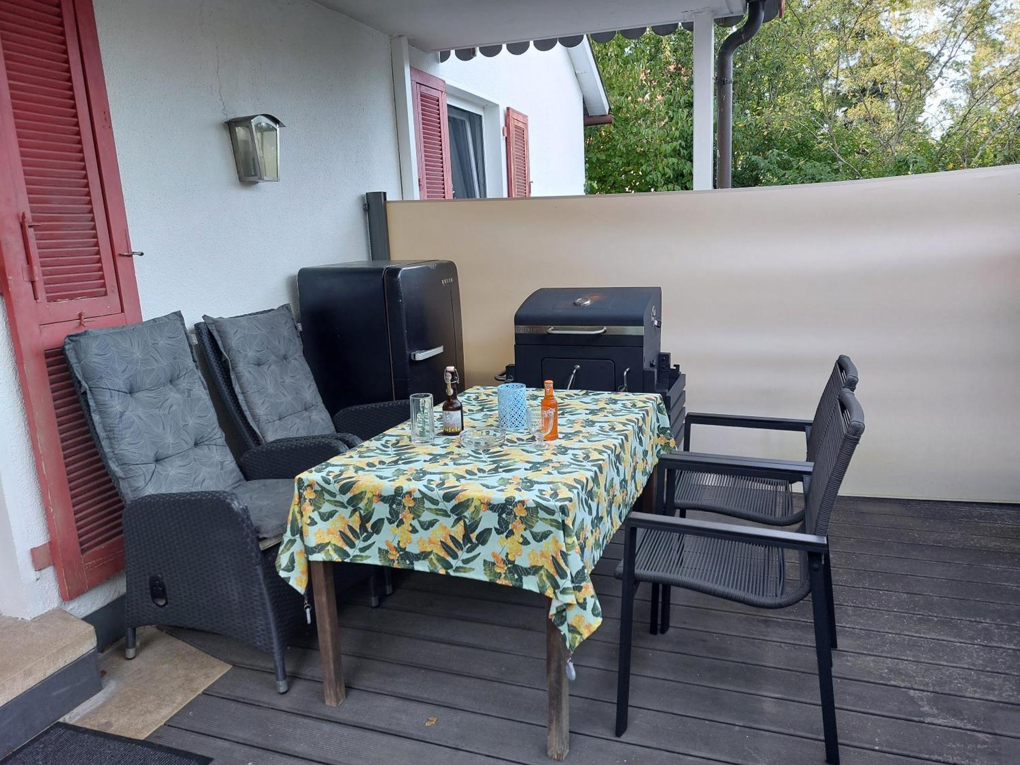 Nagoldtal - große Fewo mit Terrasse Exterior foto